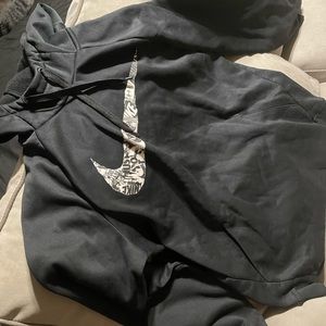 Nike sweatshirt